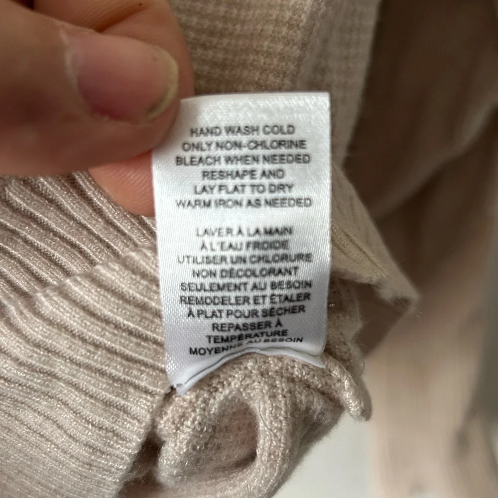 T Tahari | Light Beige Women's Sweater | Size Medium